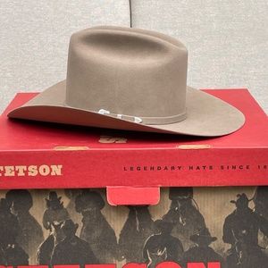 Stetson 6X Skyline Cowboy Hat.  Tan.  Size 7 1/8.